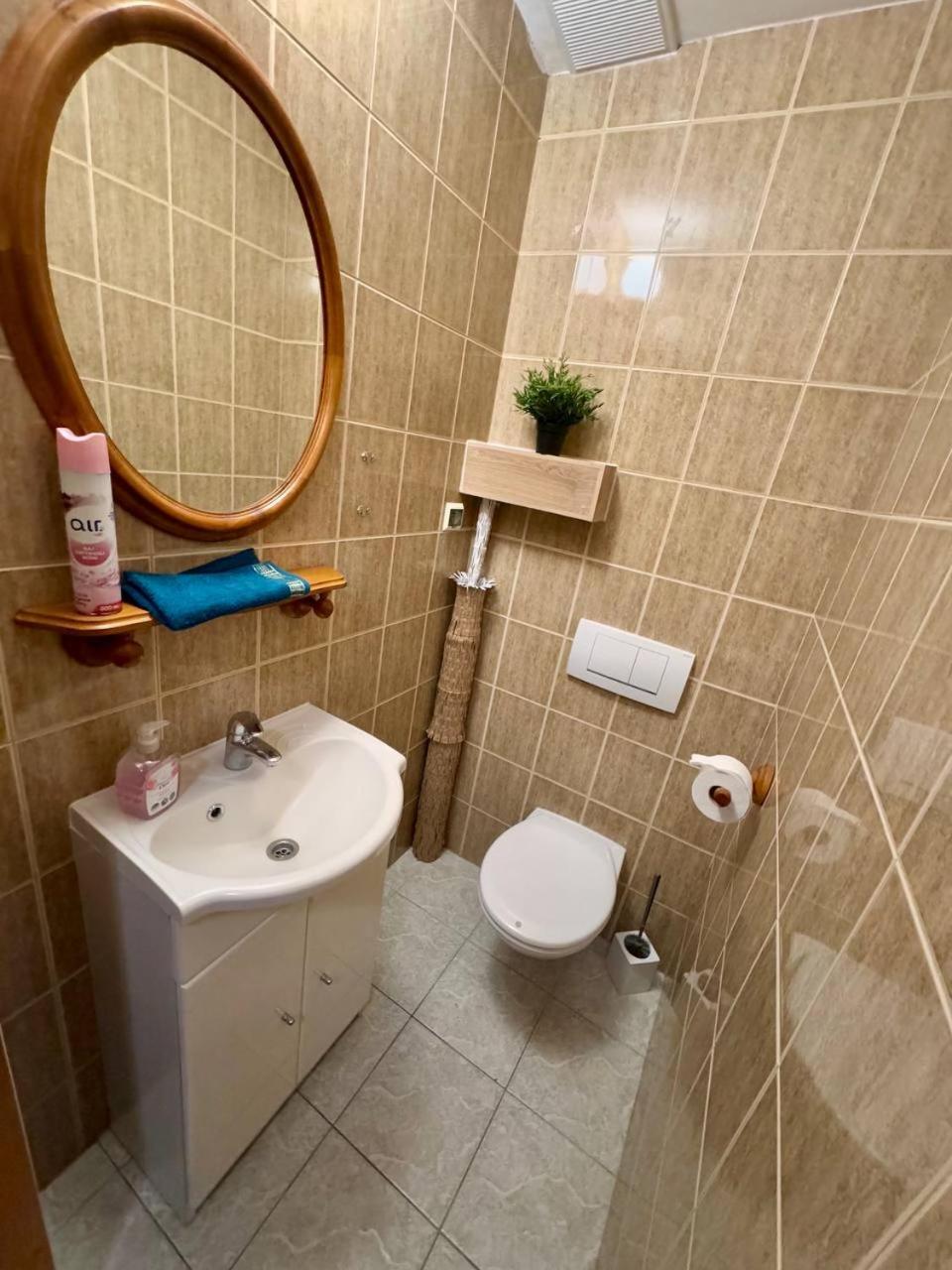 Vector Home Warsaw Luaran gambar