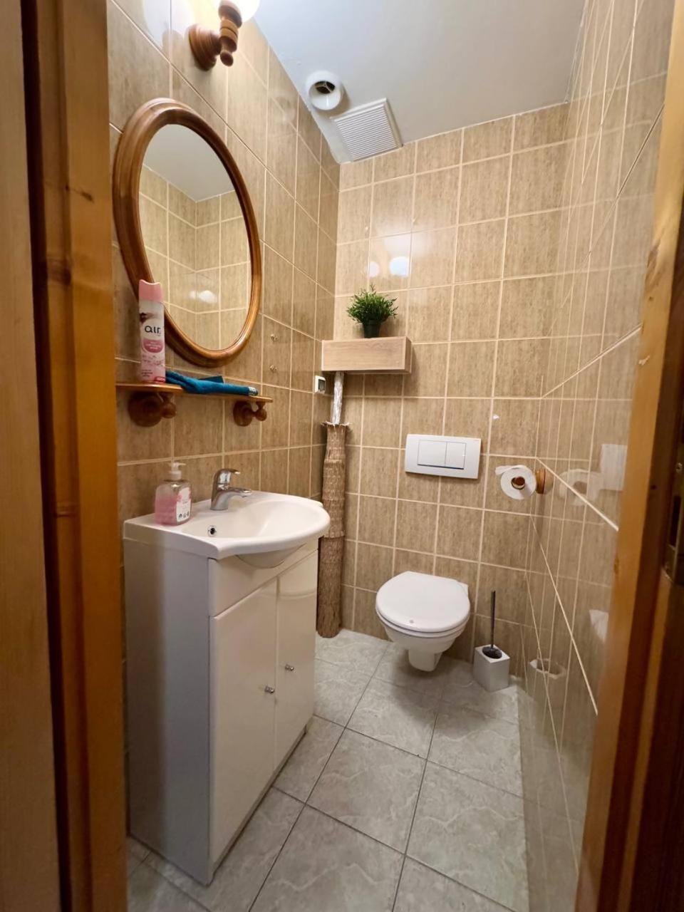 Vector Home Warsaw Luaran gambar